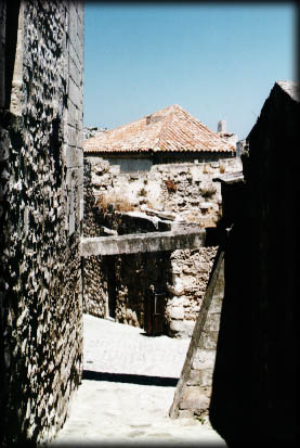 Les Baux.Street.jpg