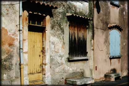 Roussillon.facades.jpeg